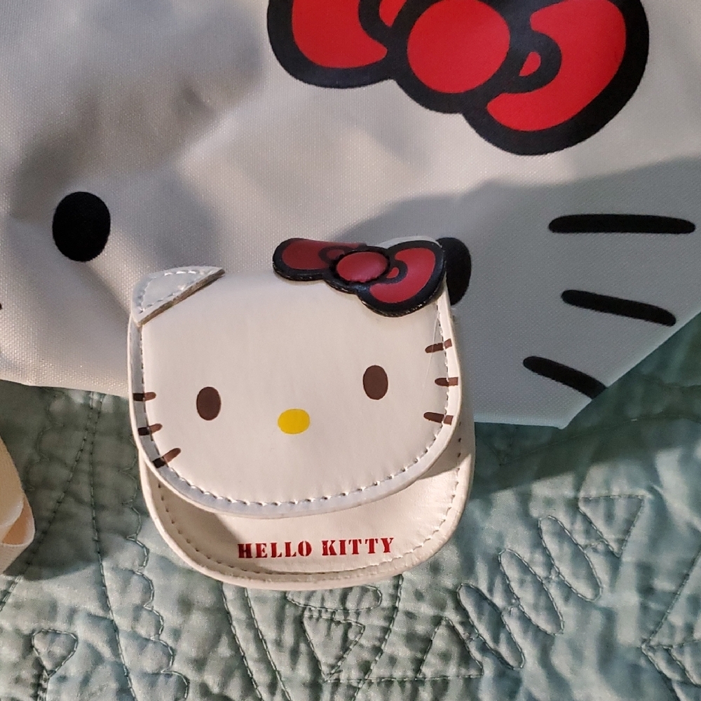 Hello Kitty Kids Bag Set - Cream and Red - Picture 2 of 7